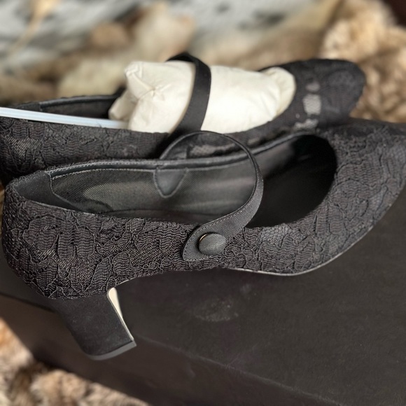 ♥️Dolce & Gabbana lace shoes New size 40 run size 9 - Picture 10 of 10